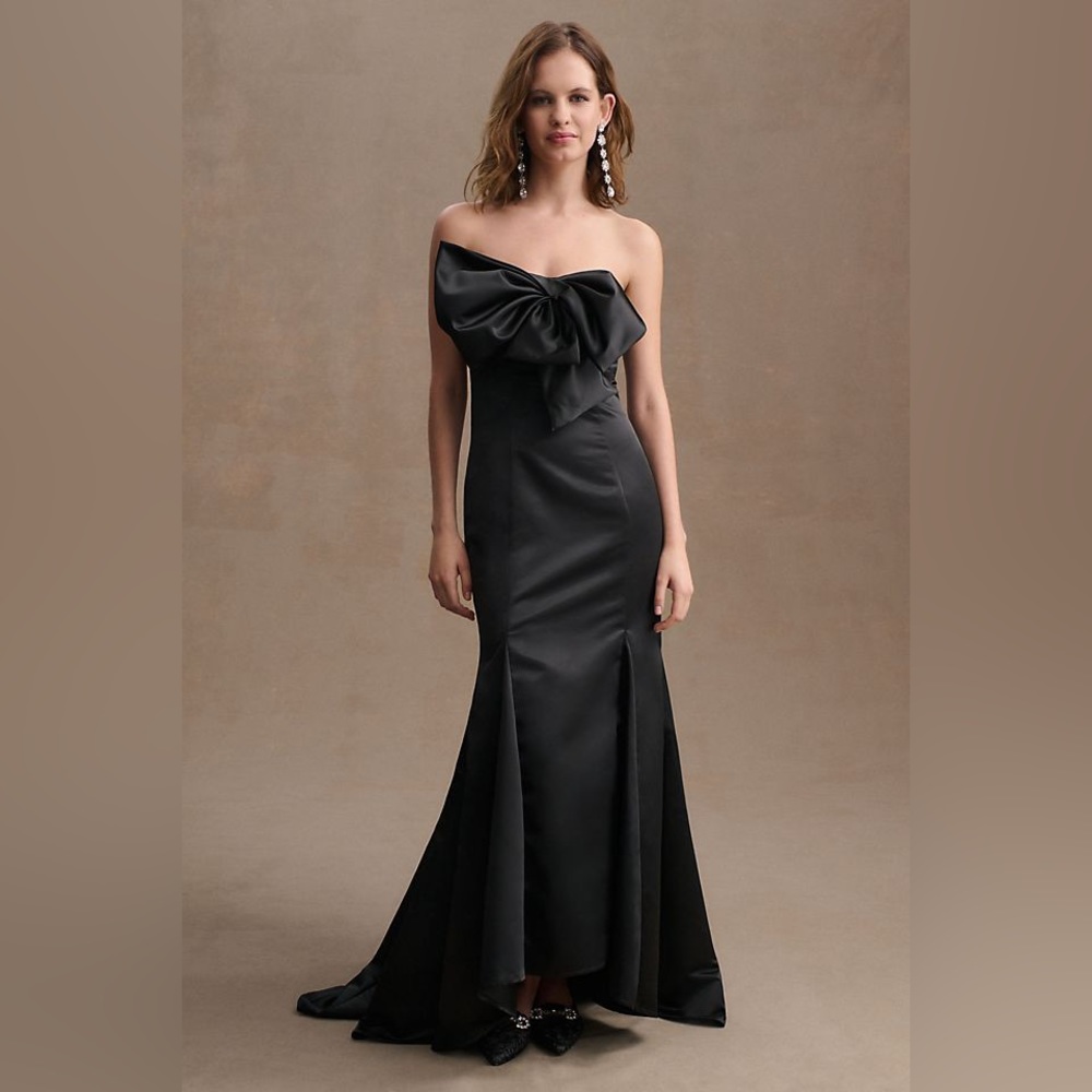 NWT Ieena for Mac Duggal Black Satin strapless Bow Mermaid Gown Size 4
